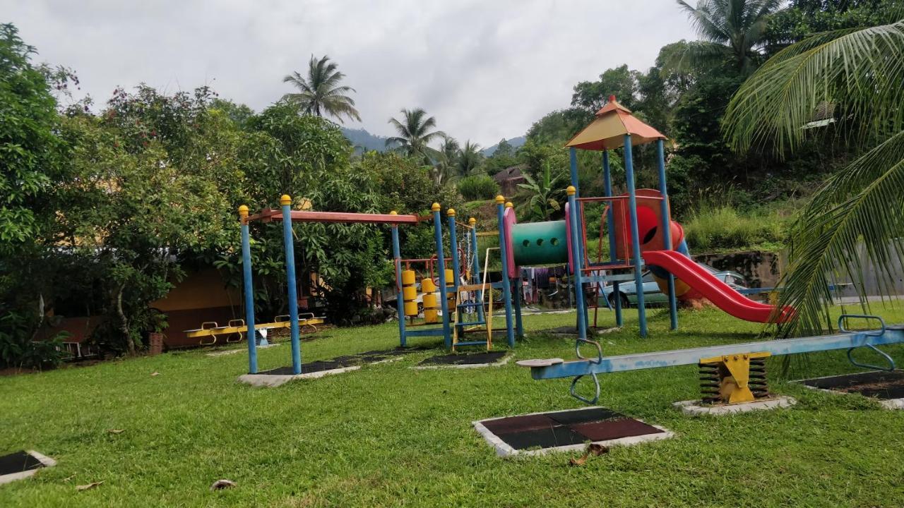 Homestay Budget Lenggong Kampong Ulu Jepai 외부 사진